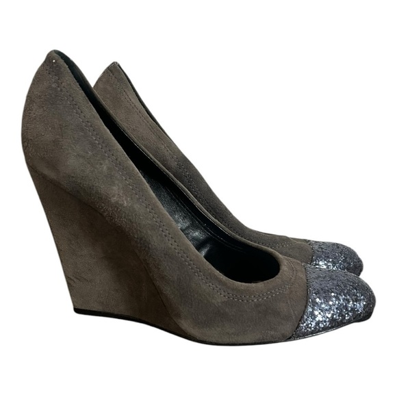 Tory Burch Wedge 8.5 Gray Wedge Sparkle Toe Women's Leather Suede - Picture 1 of 8